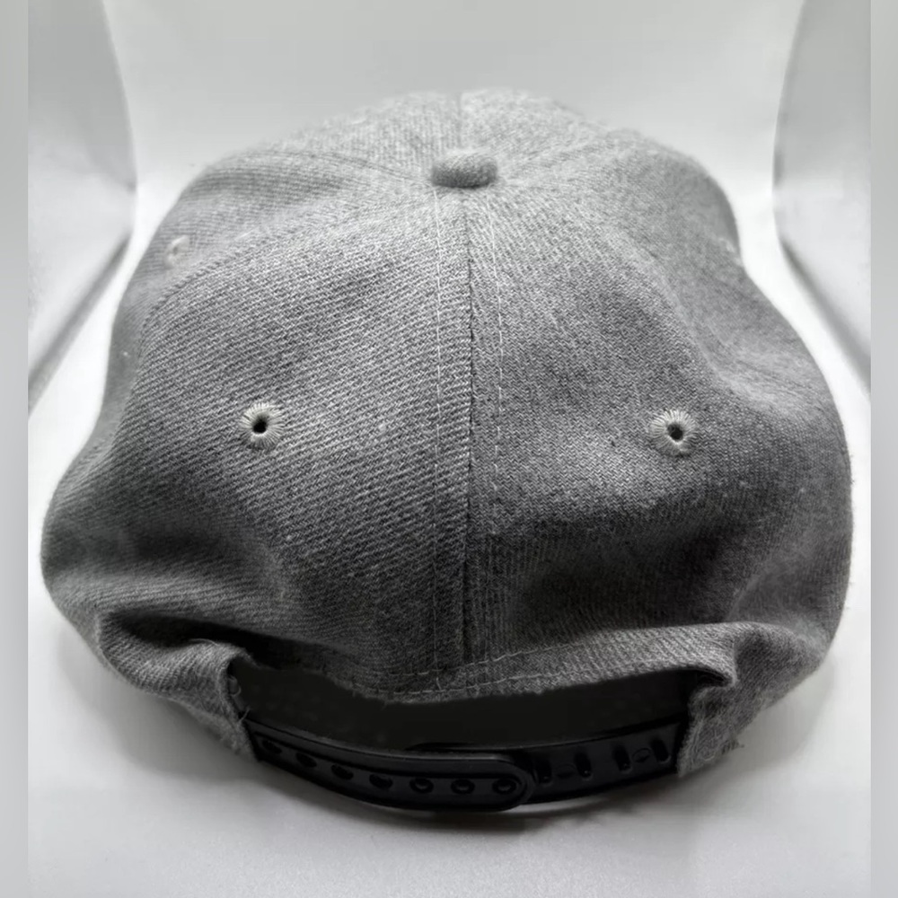 Batman Cap Snapback Grey Black Embroidered Letters Bat Logo Black Brim Cap Hat - Picture 2 of 9